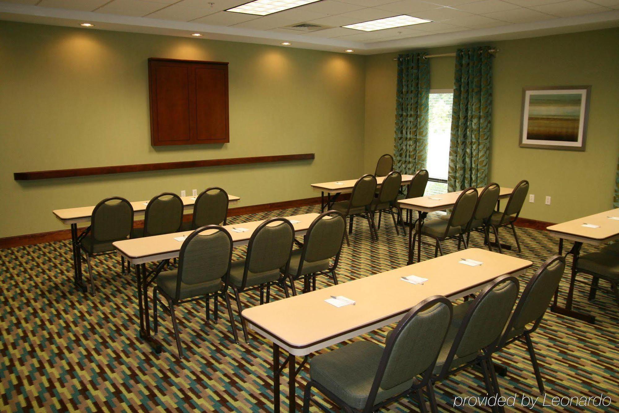 Hampton Inn Bermuda Run / Advance Einrichtungen foto