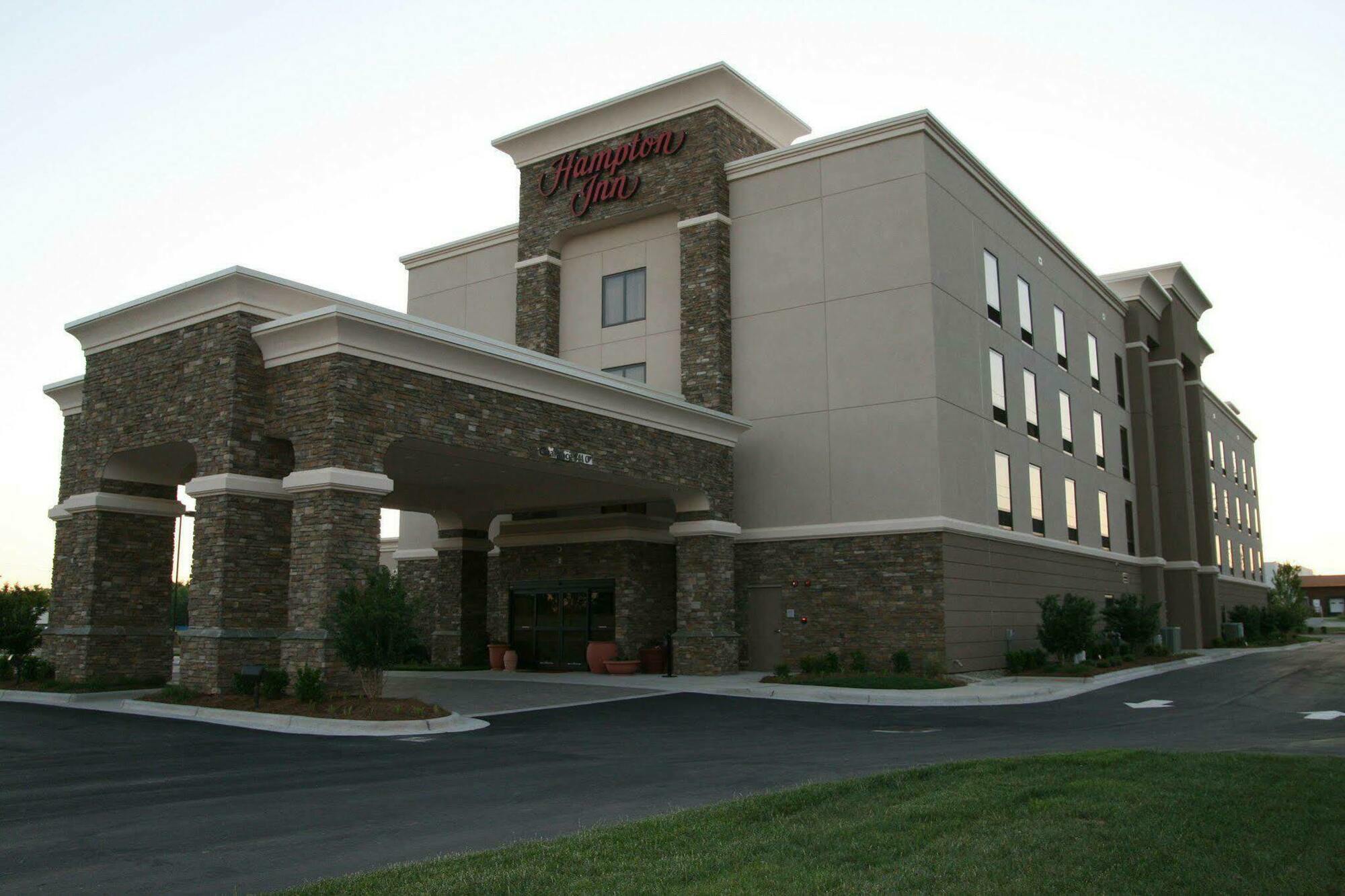 Hampton Inn Bermuda Run / Advance Exterior foto